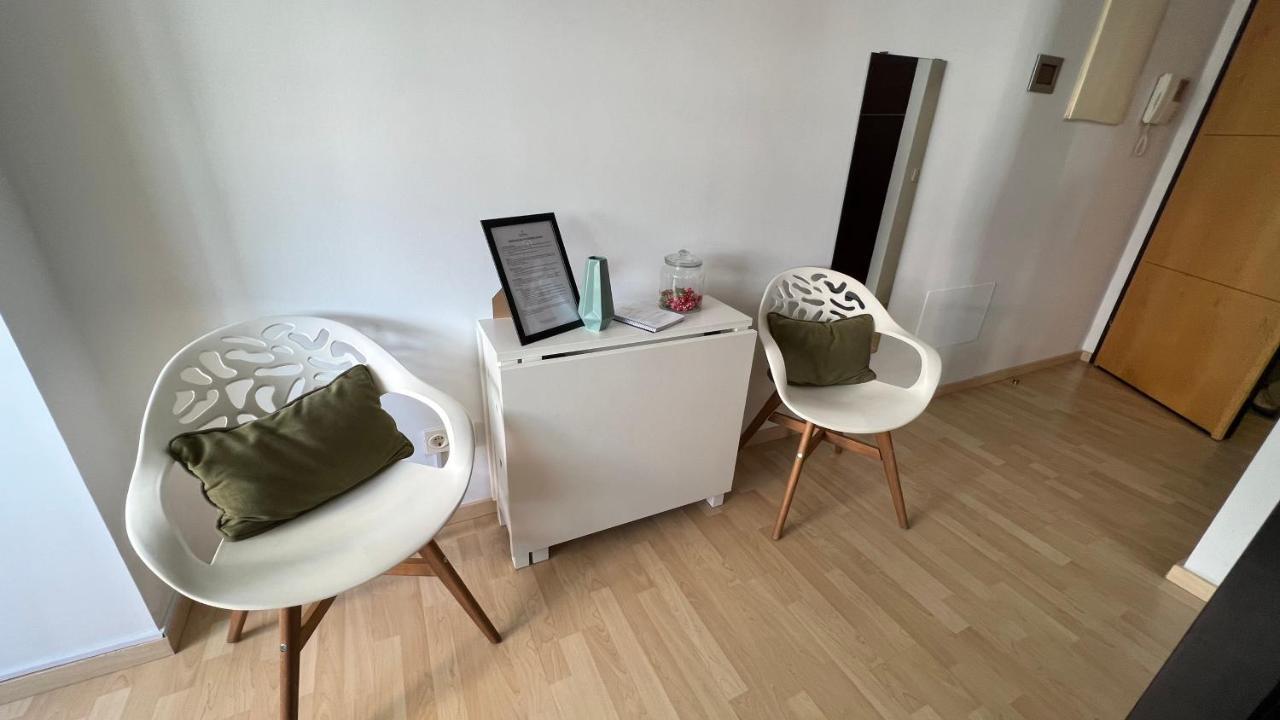 Love Rent4 Malaga Pacifico Екстериор снимка